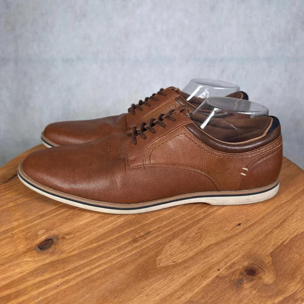 Aldo lace up